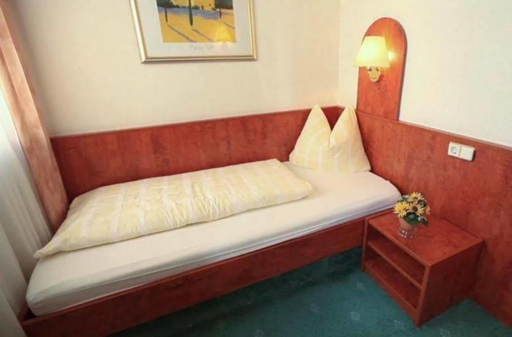 Hotel Hansa Offenbach am Main Bagian luar foto